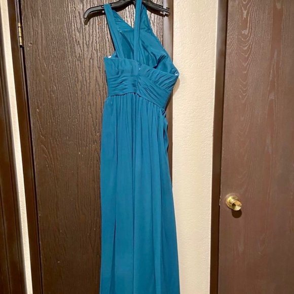 Dresses & Skirts - Dresses